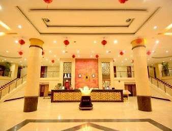 Super 8 By Wyndham Pingyao Railway Station Shun Cheng Lu Otel İç mekan fotoğraf